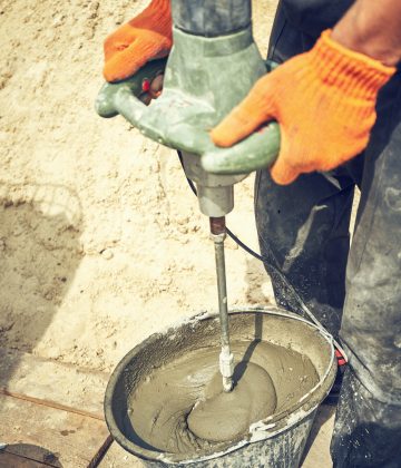 Kneading of cement for construction, solution preparation